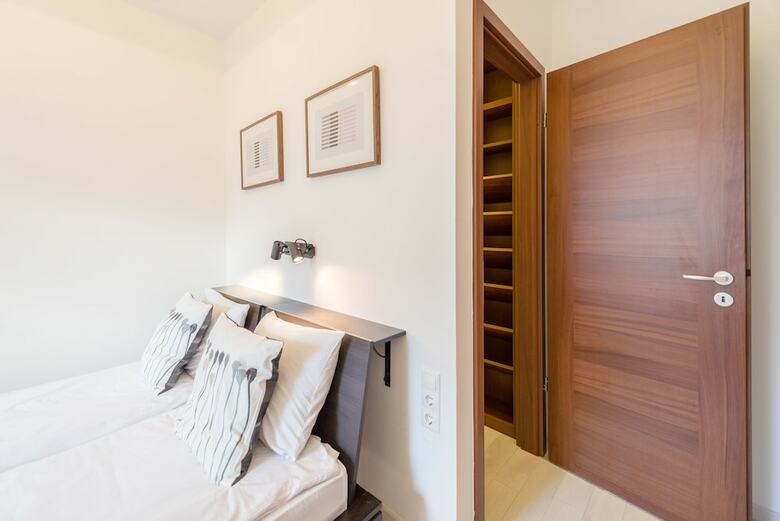 Oasis Apartments - Westend I
