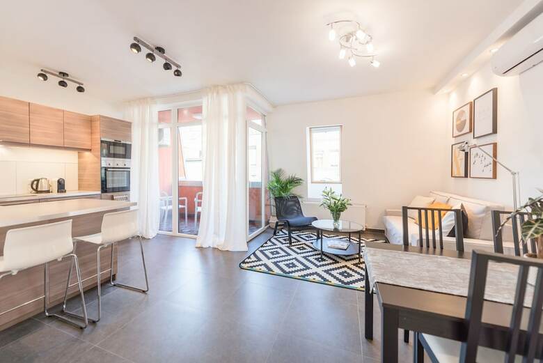 Oasis Apartments - Westend I