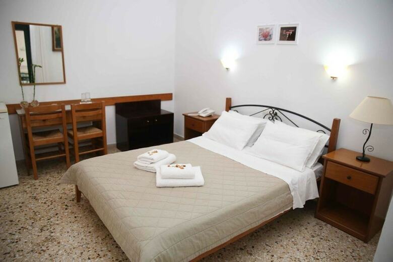 Hotel Anixis