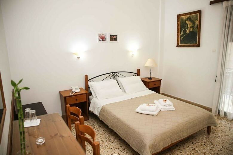 Hotel Anixis
