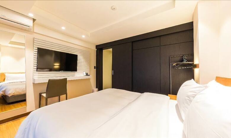 Winners Hotel