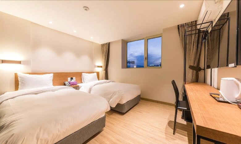 Winners Hotel