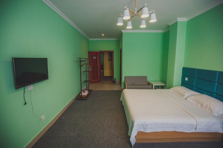 White Horse Times Hotel