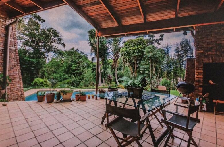 Faraway Lodge B&B