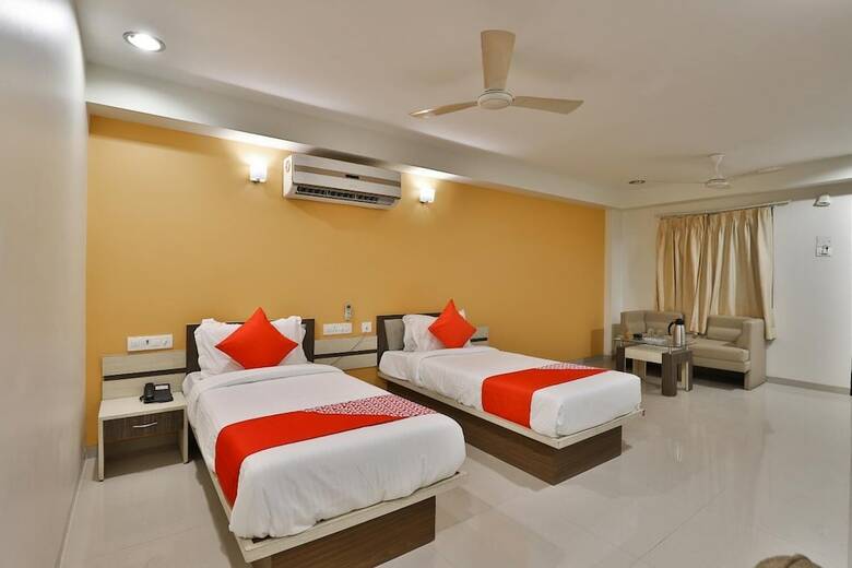 Hotel Galaxy Residency