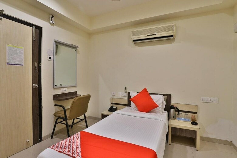 Hotel Galaxy Residency