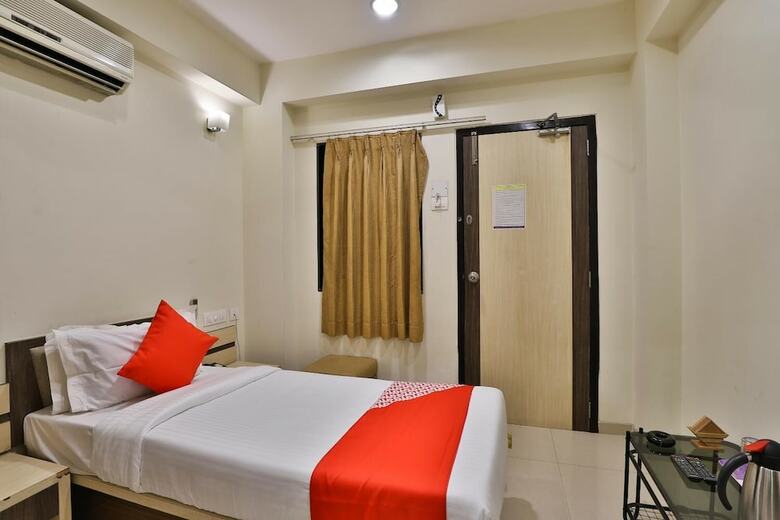 Hotel Galaxy Residency