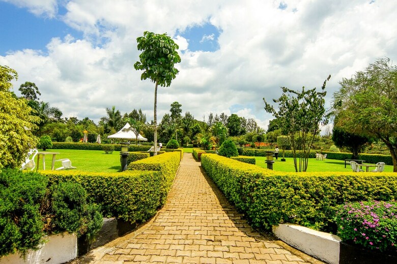 Kalya Courts Hotel