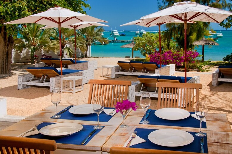Aparthotel R Beach Club