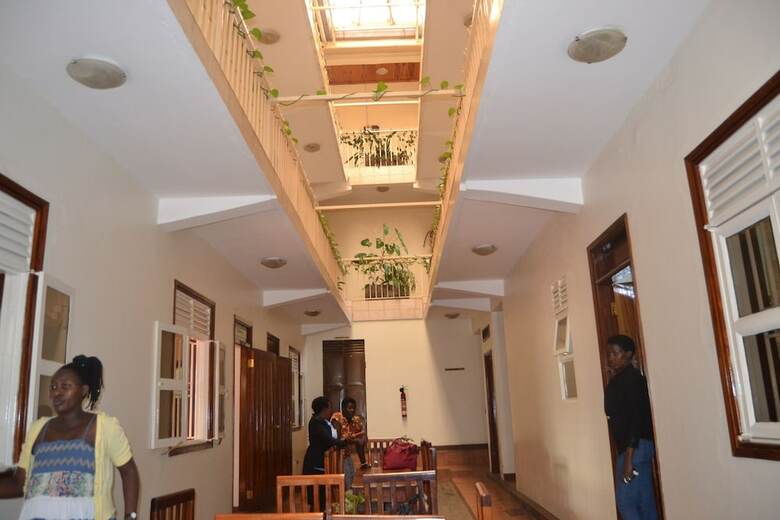 Raja Excelsior Hotel
