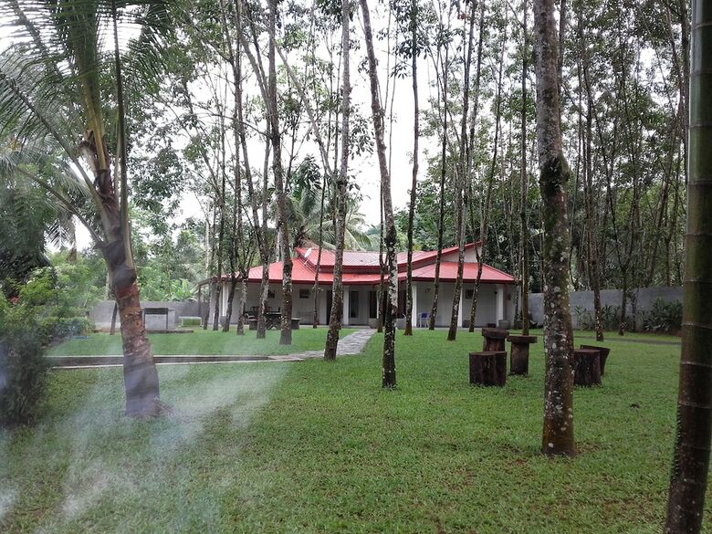 Hotel Graten Tea Garden Holiday Bungalow