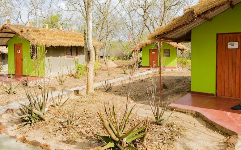 Hotel Sambiya River Lodge