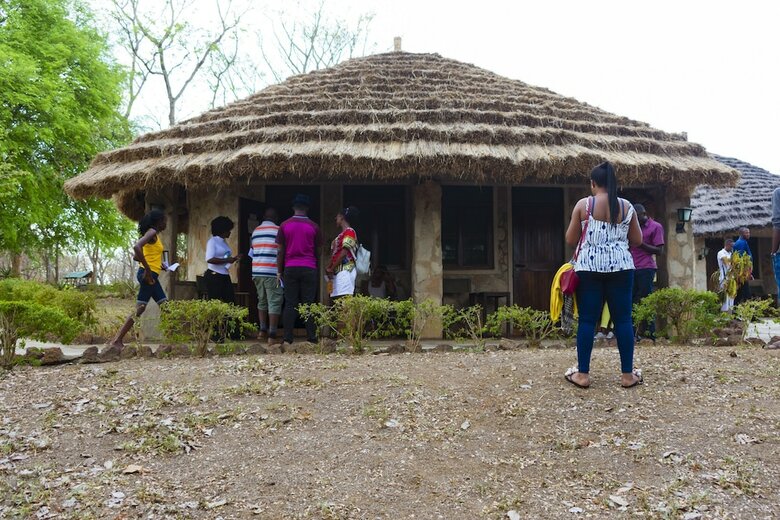 Hotel Sambiya River Lodge