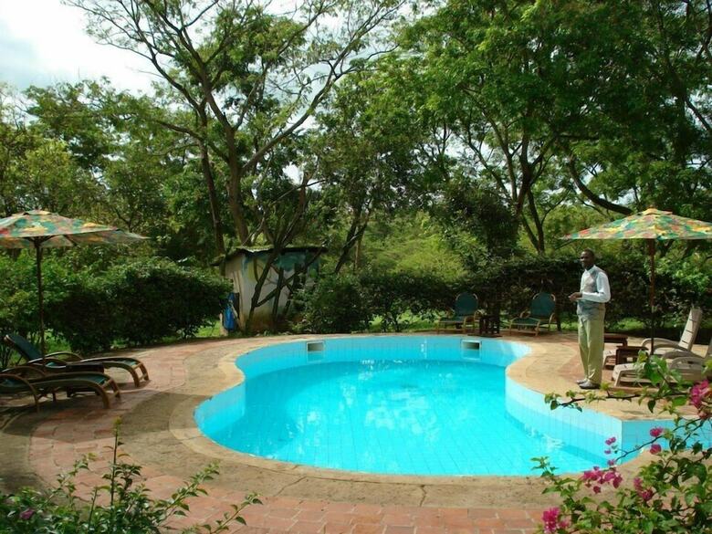 Hotel Sambiya River Lodge