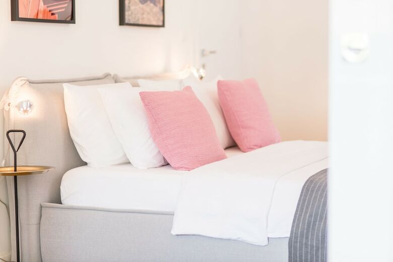 Oasis Apartments - Broadway I