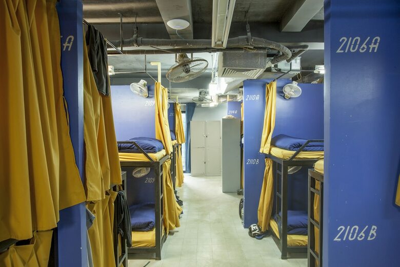 Hostal Reddoorz Hostel @ Signature Inn