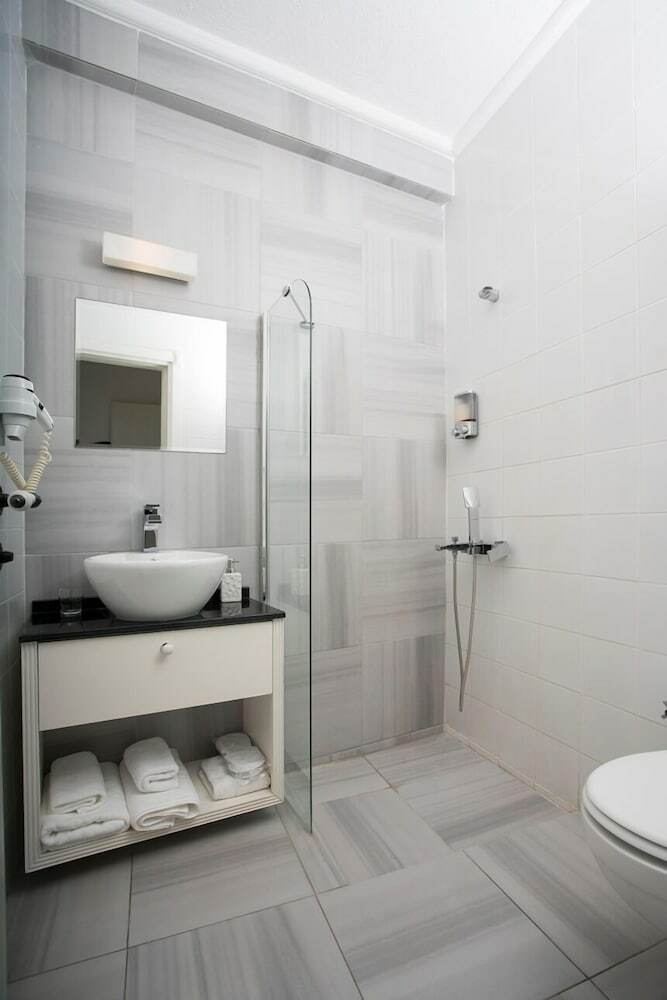 Hotel Bouti Ayval?k Otel