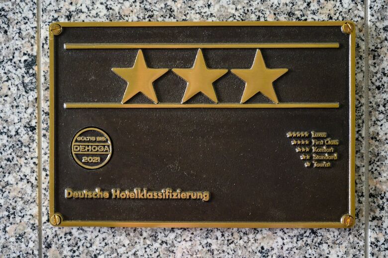 Hotel H.e.y.m.a.n.n.