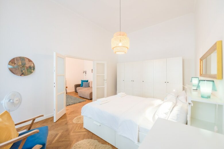 Oasis Apartments - Liberty Square