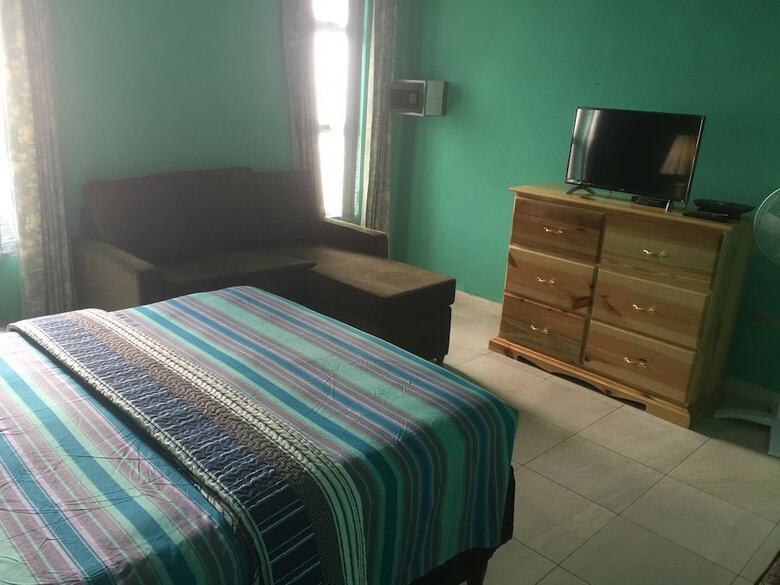Apartamentos Cool Breeze Beach Studio