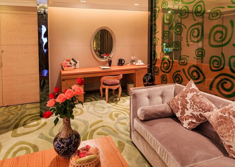 Vilu Reef International Hotel