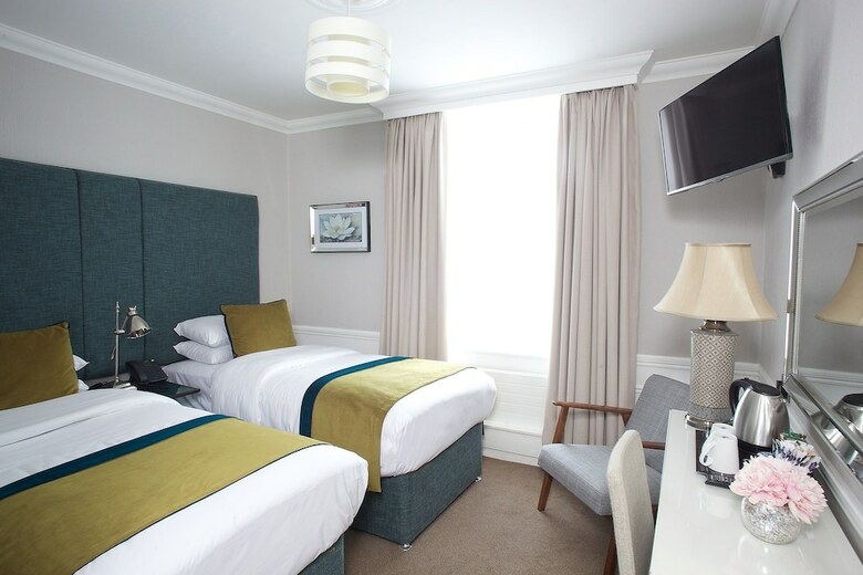 Hayes Hotel