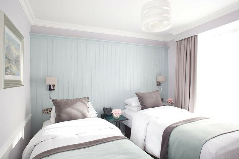 Hayes Hotel