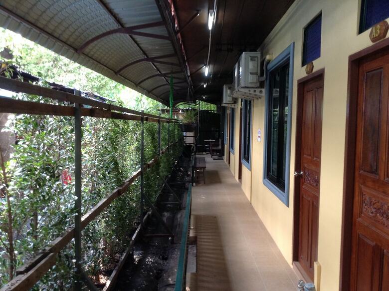 Hotel Bc Guesthouse Si Phraya