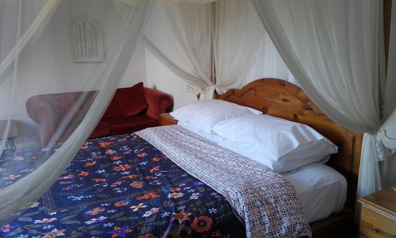 Hotel Purple Hen Guest House