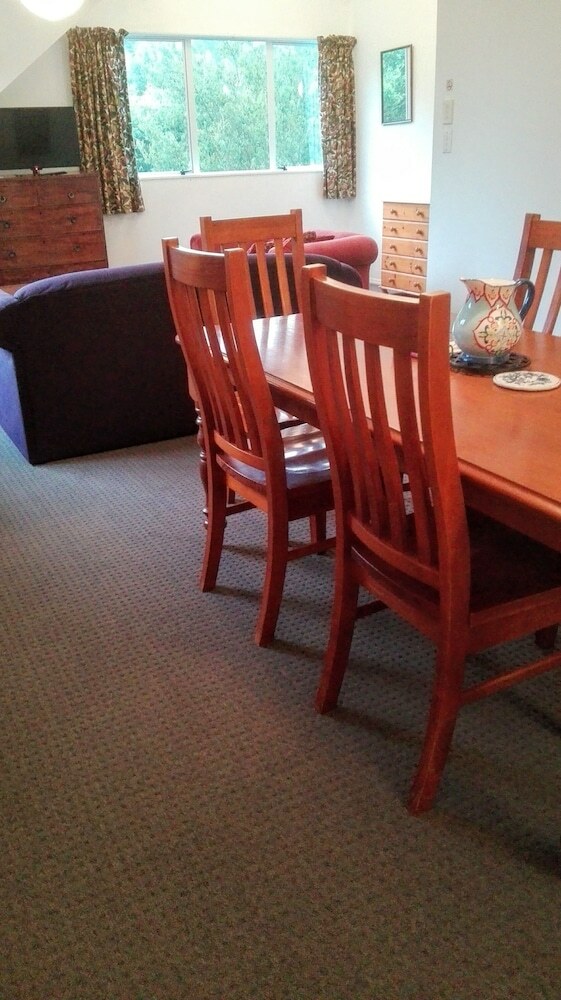 Hotel Purple Hen Guest House