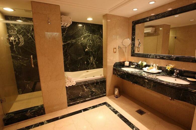 Hotel Emperador Buenos Aires