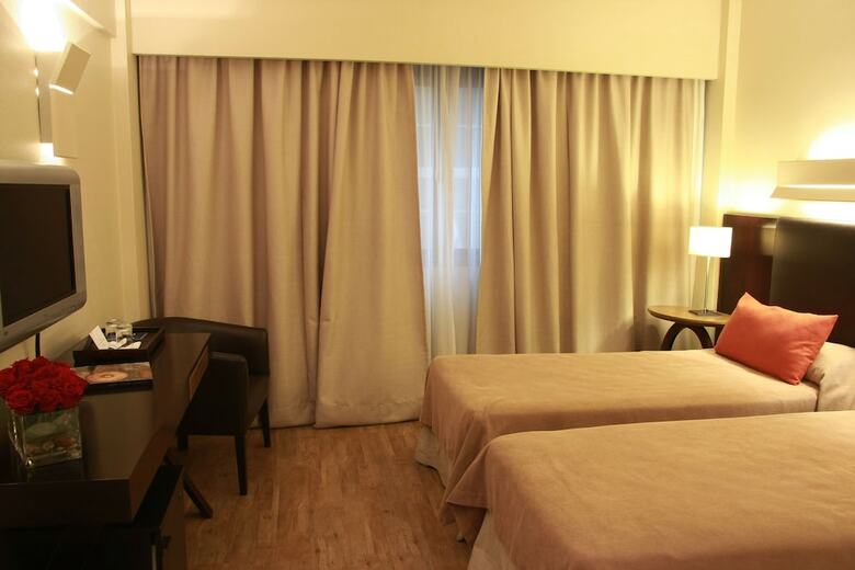 Grand King Hotel