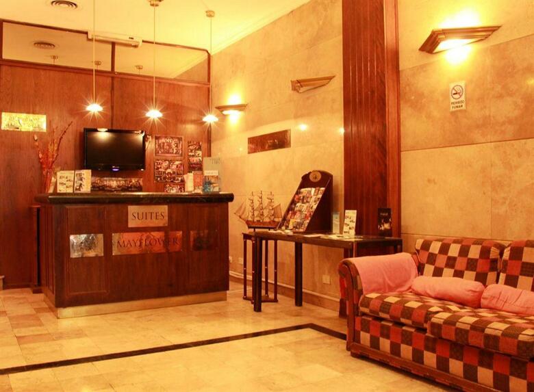 Hotel Mayflower Suites