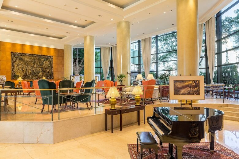 Park Tower - A Luxury Collection Hotel