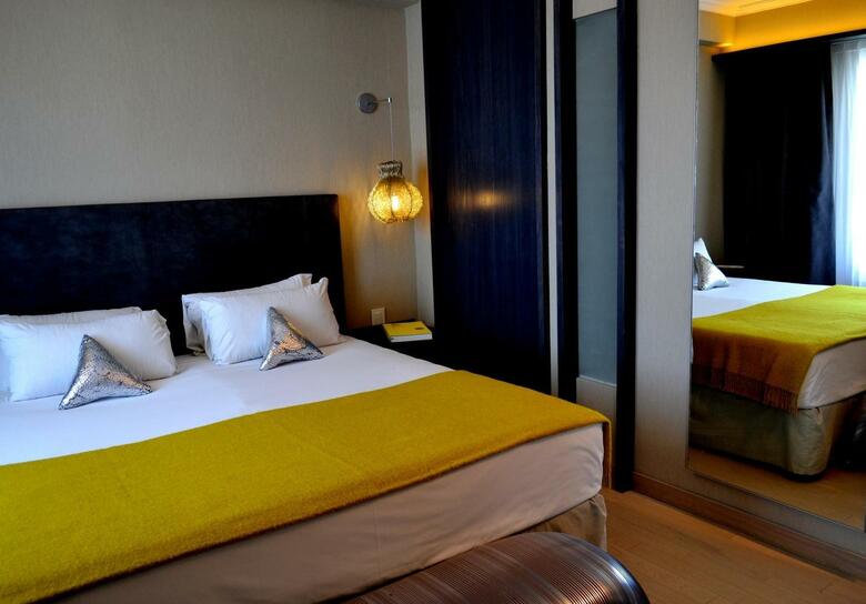 Hotel Esplendor Plaza Francia