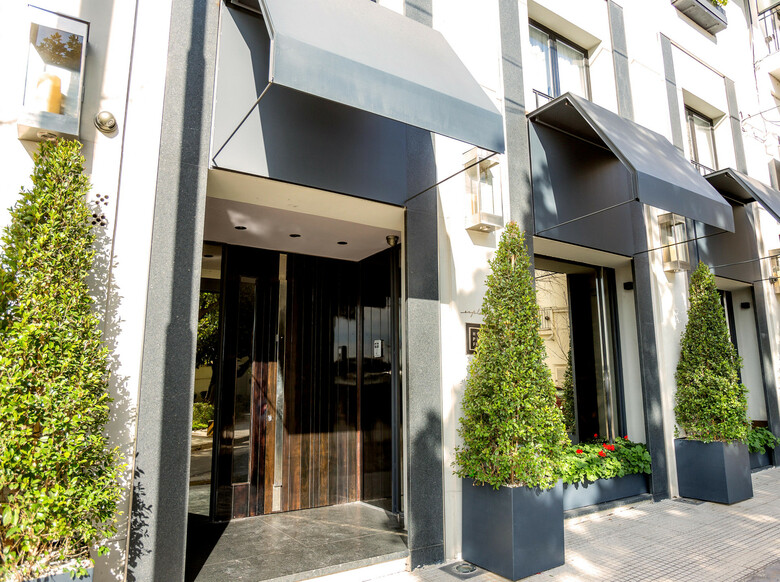 Hotel Esplendor Plaza Francia