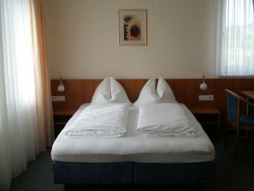 Hotel G�stehaus Zur Kurve