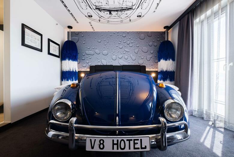 V8 Hotel K�ln @motorworld, Ascend Hotel Collection