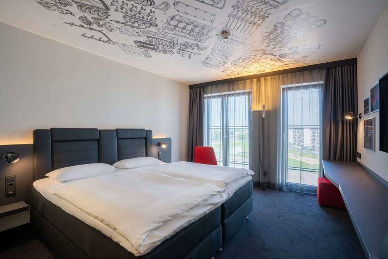 V8 Hotel K�ln @motorworld, Ascend Hotel Collection