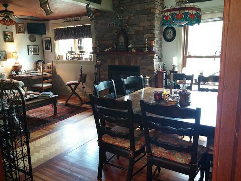 Oasis Bed And Breakfast