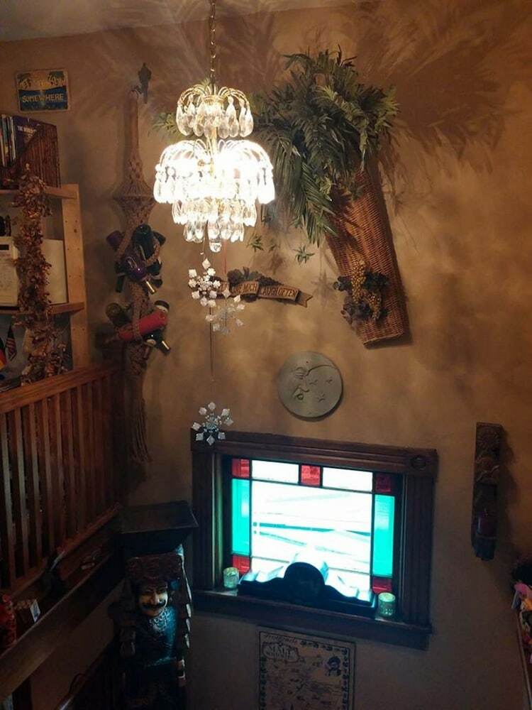 Oasis Bed And Breakfast