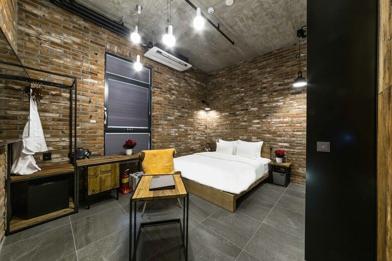 Hotel The Artist Dongseon