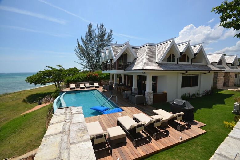 Tallawah Villa, Silver Sands Jamaica 7br