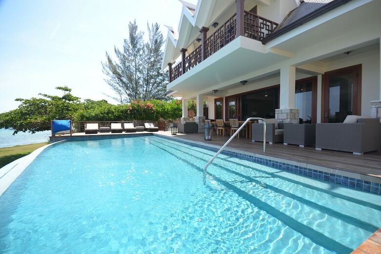Tallawah Villa, Silver Sands Jamaica 7br