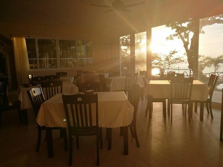Hotel Paradiso Rito Waterfront Oasis