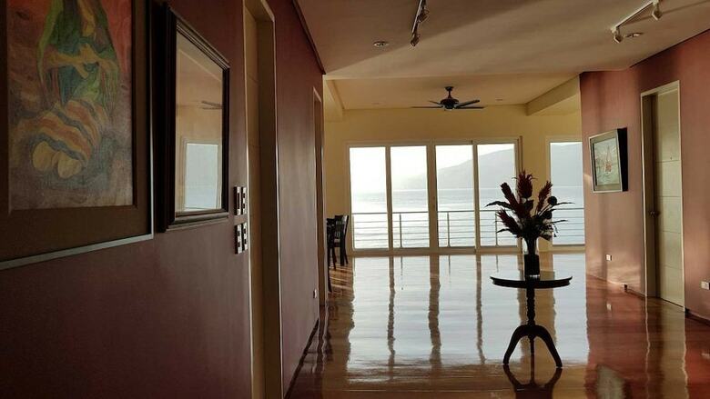 Hotel Paradiso Rito Waterfront Oasis