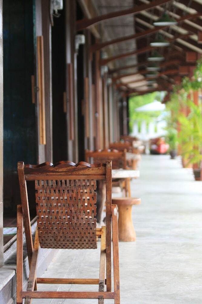 Hotel Chotika Riverfront