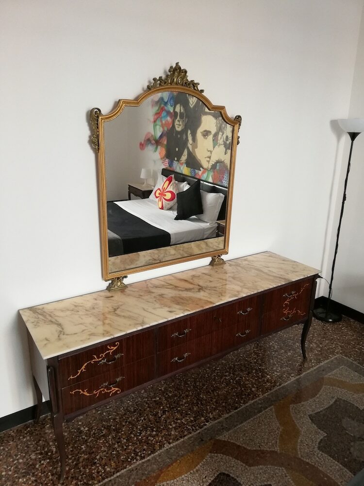 Hotel Leone X Genova