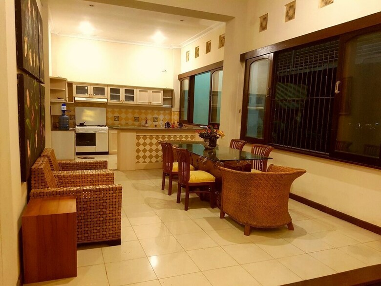Hostal Sunrise Backpacker