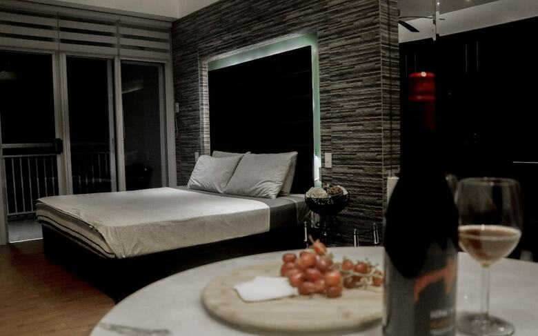 Apartamento Condo Units Pico de Loro Hamilo Coast